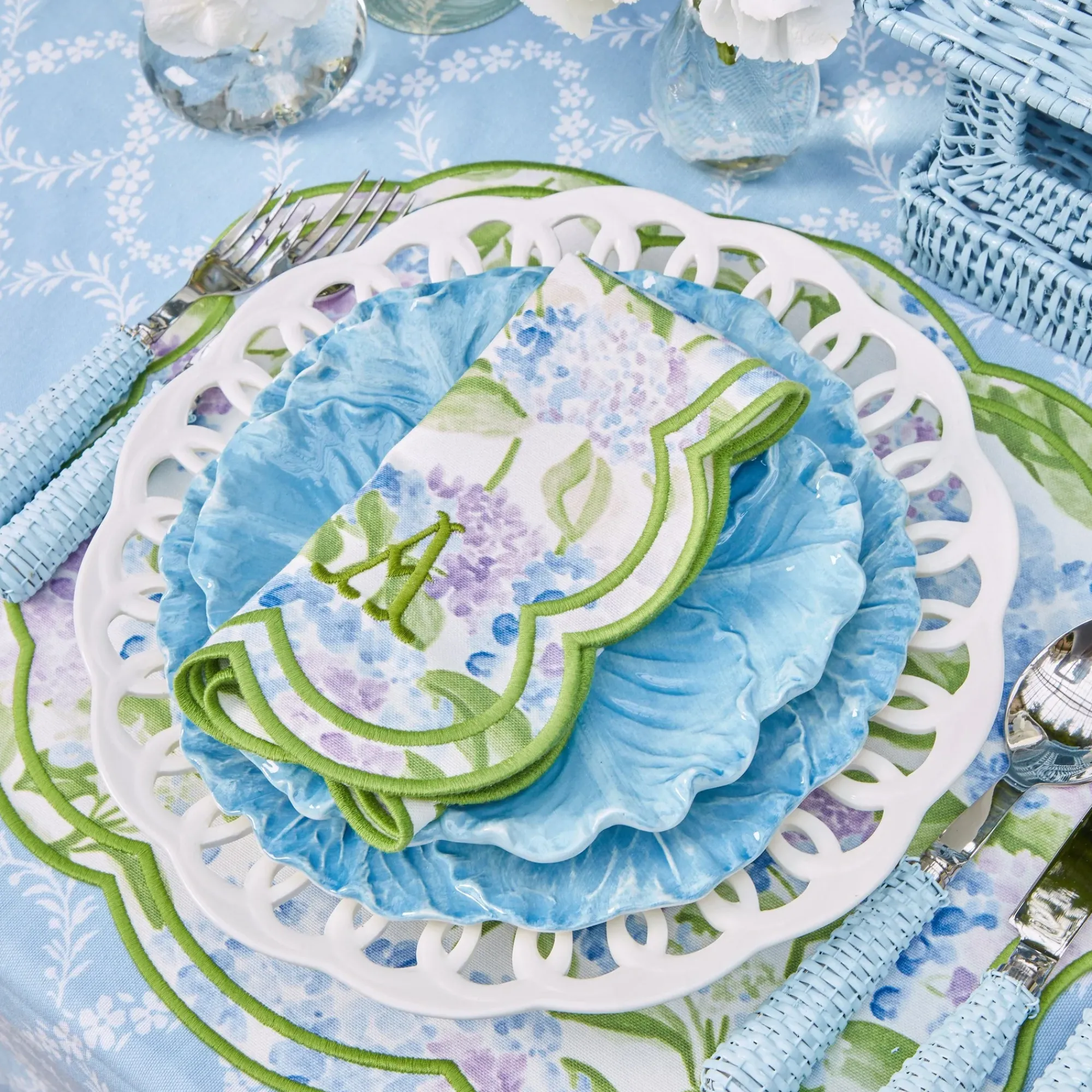 Camilla Hydrangea Placemats & Napkins (Set Of 4)|Mrs. Alice Online