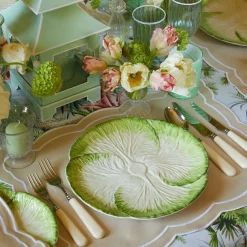 Capri Lettuce Dinner Plate|Mrs. Alice Hot