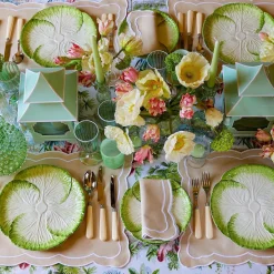 Capri Lettuce Dinner Plate|Mrs. Alice Hot
