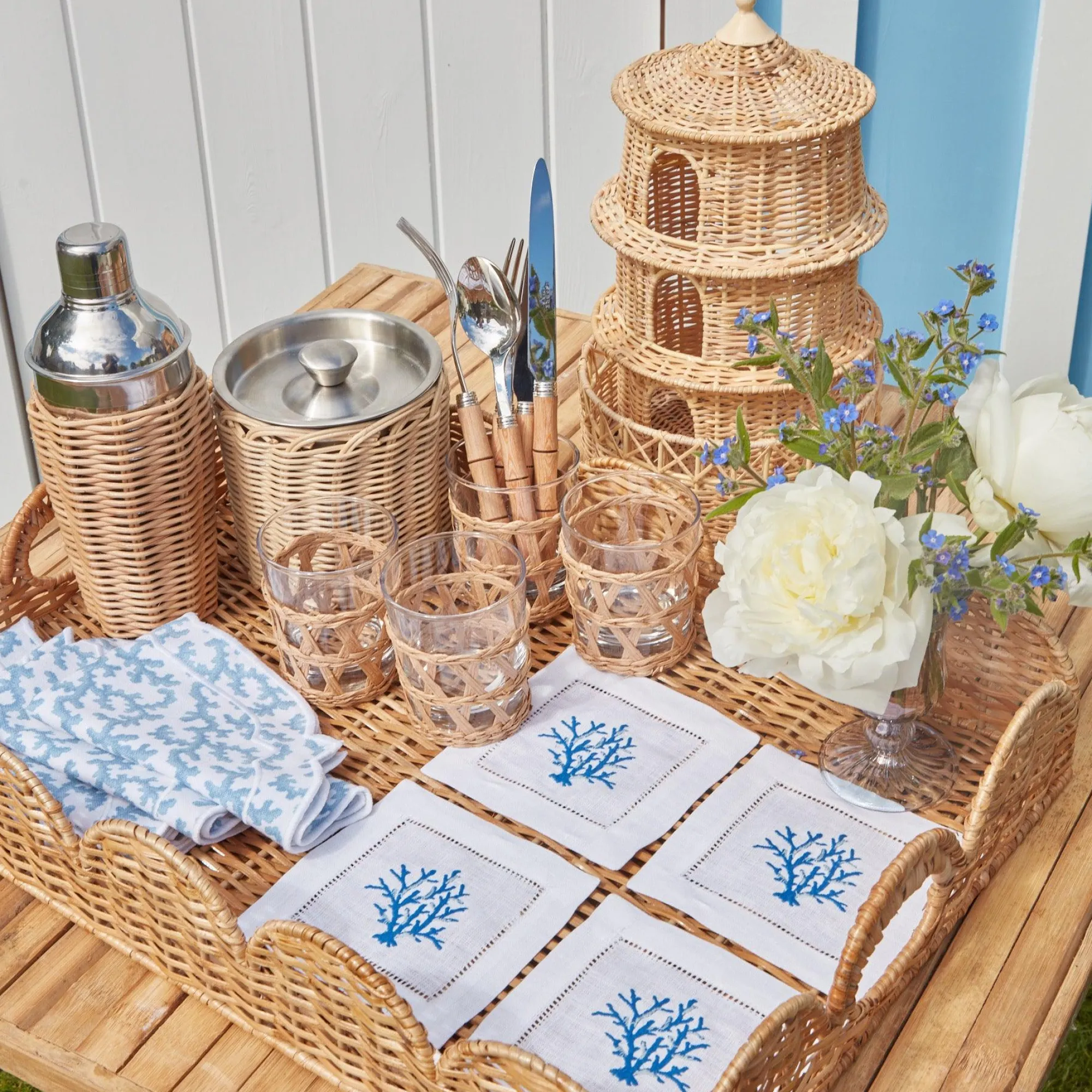 Edie Blue Coral Napkins (Set Of 4)|Mrs. Alice Outlet