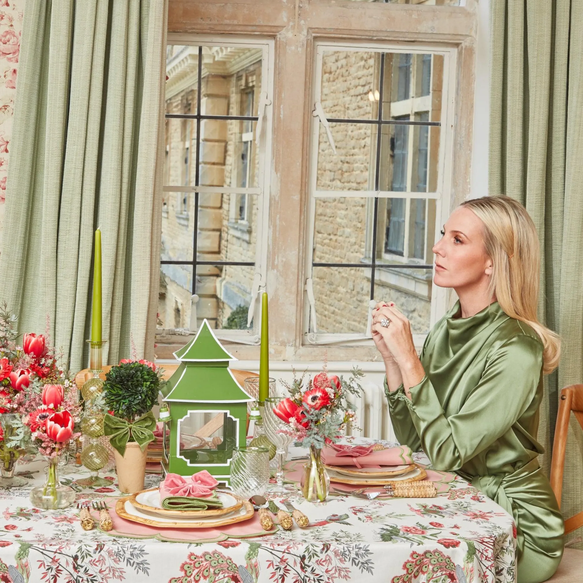 Fleur Pink Placemats & Napkins (Set Of 4)|Mrs. Alice Clearance