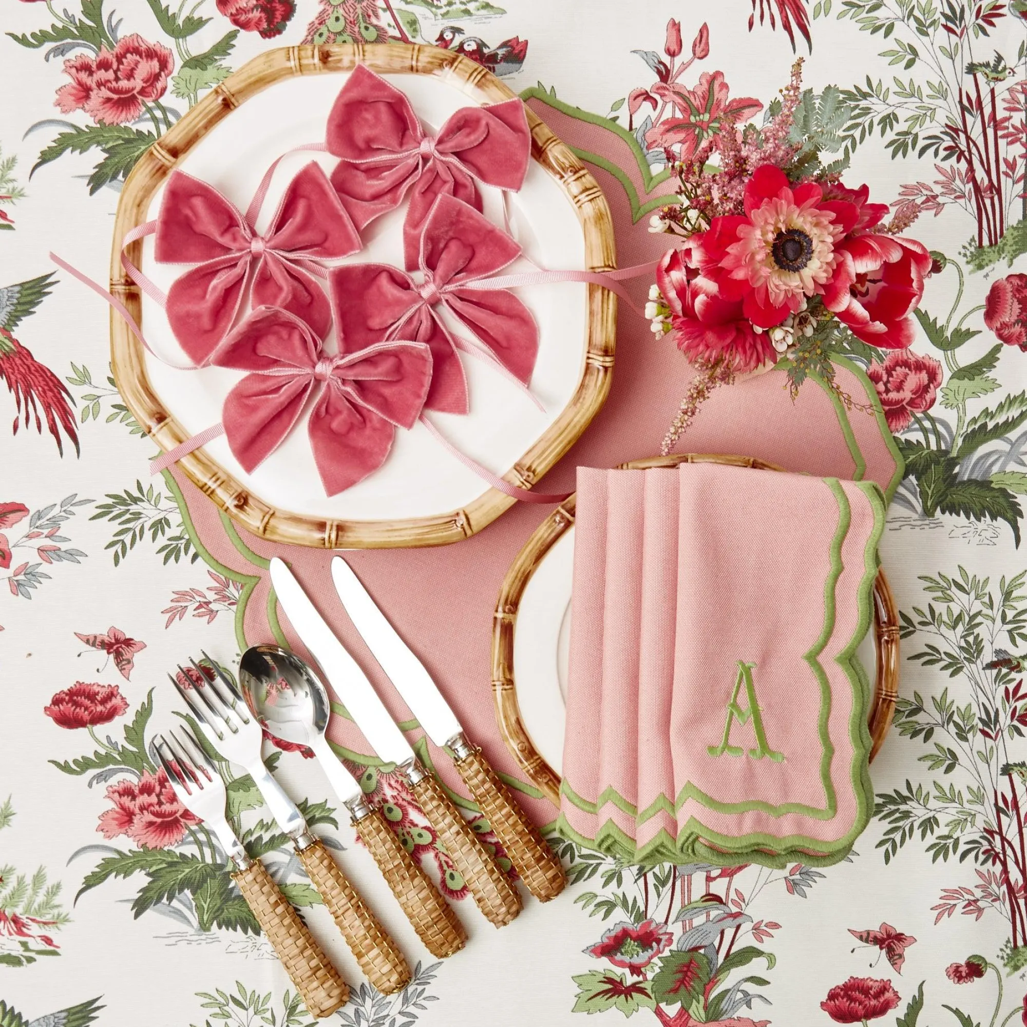 Fleur Pink Placemats & Napkins (Set Of 4)|Mrs. Alice Clearance