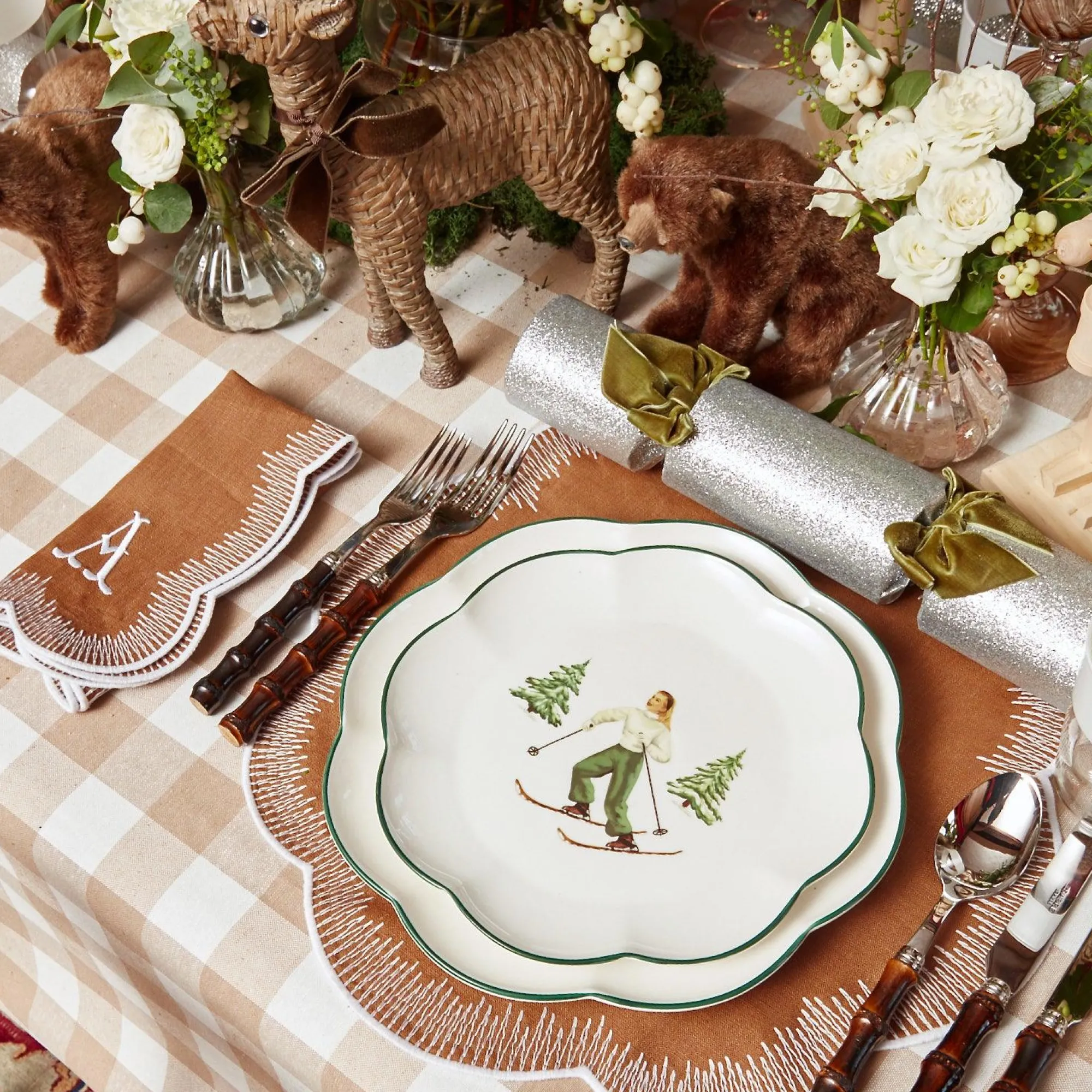 Heidi & Hans Skier Starter Plates (Set Of 4)|Mrs. Alice Sale