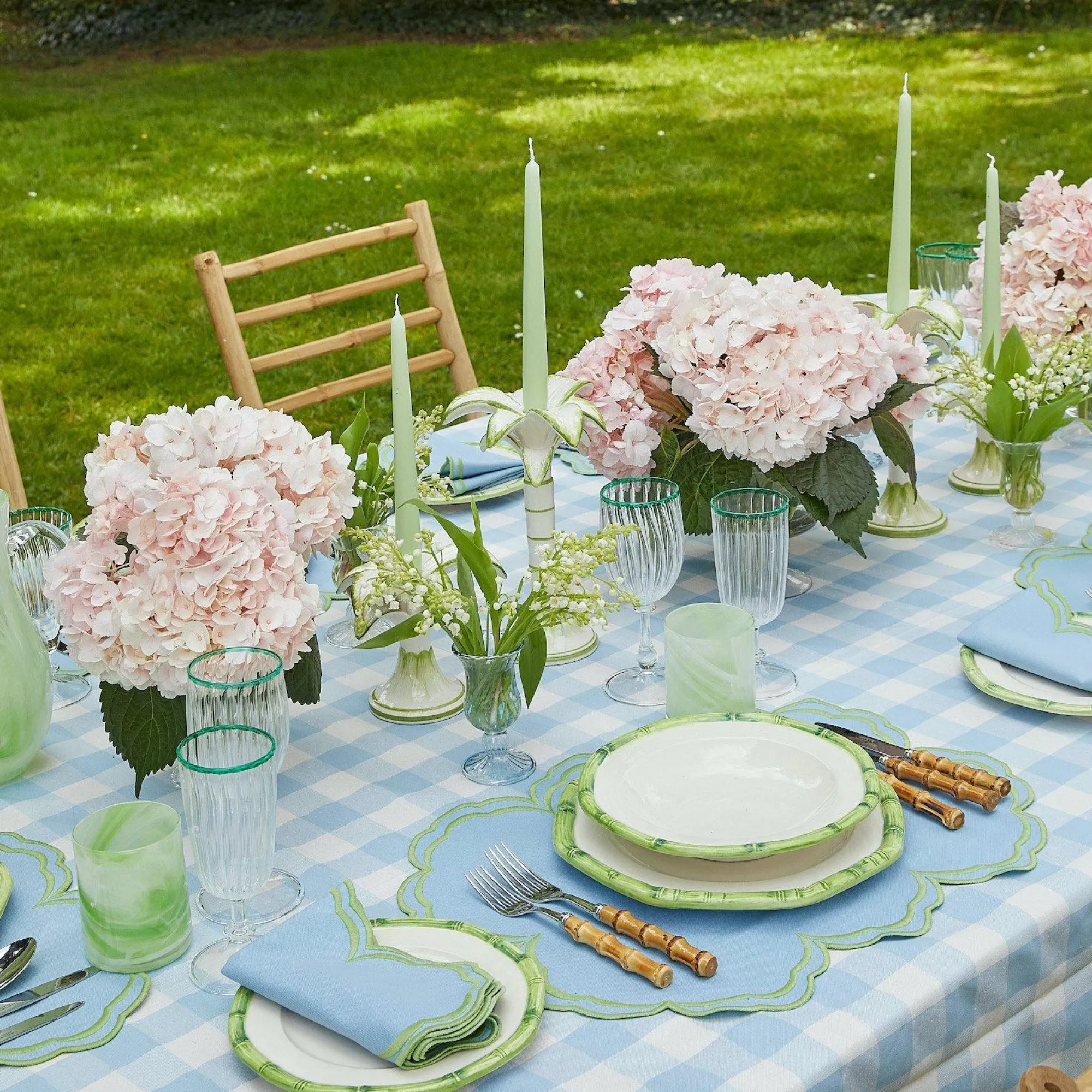 Large White Palm Candle Holder|Mrs. Alice Clearance