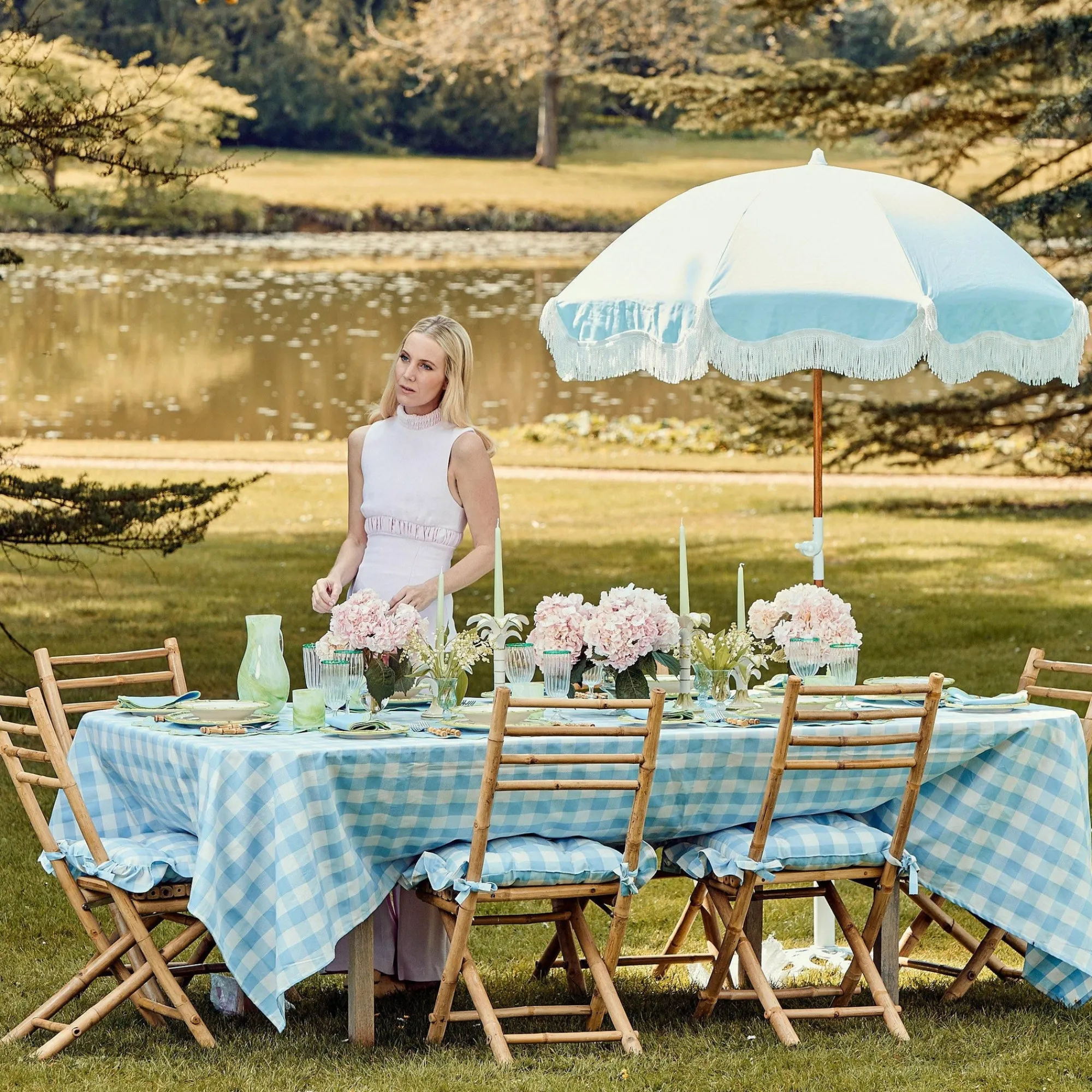 Large White Palm Candle Holder|Mrs. Alice Clearance