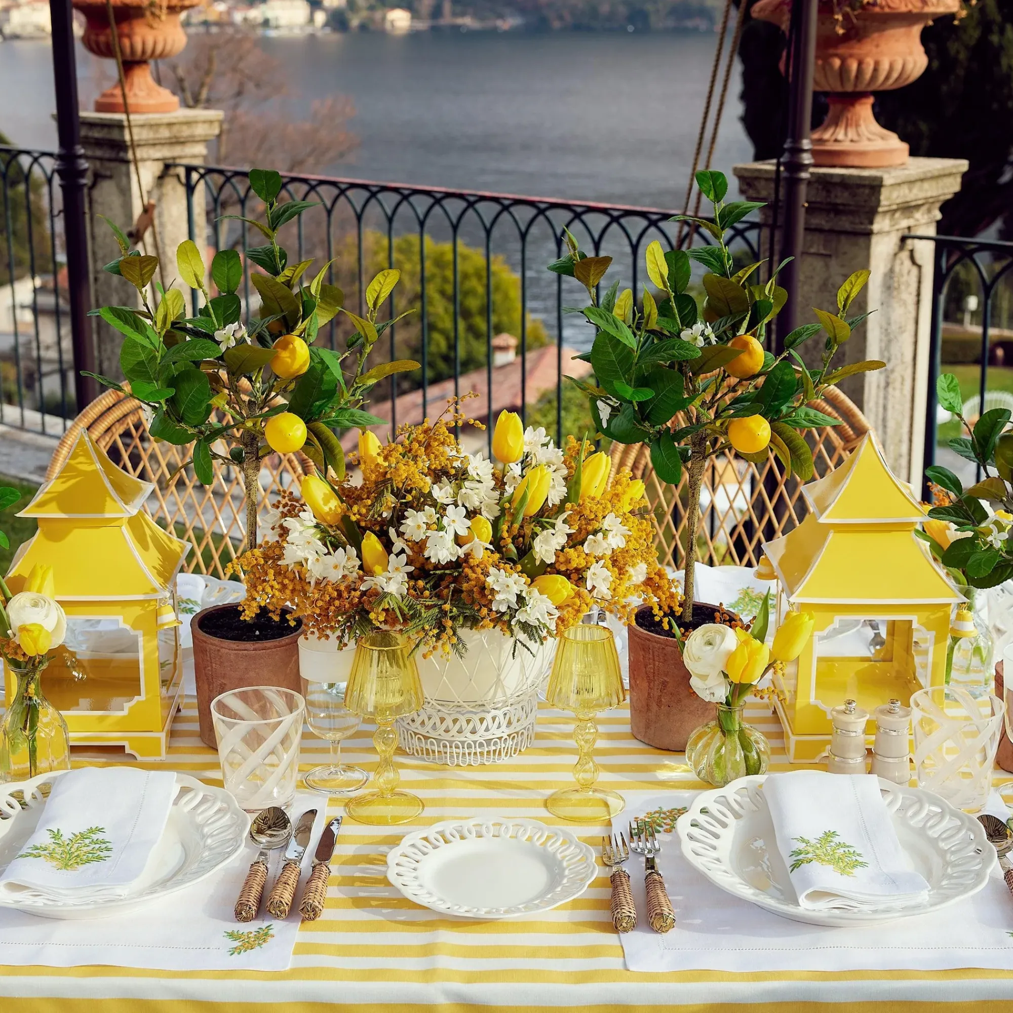 Mimosa White Linen Napkins (Set Of 4)|Mrs. Alice Hot