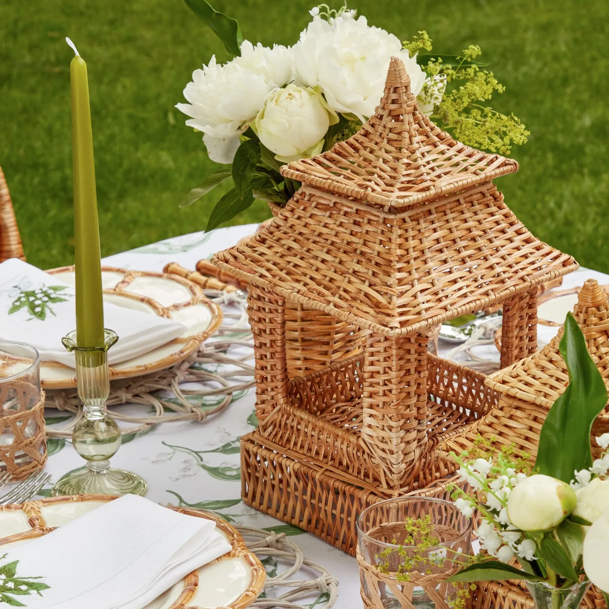 Natural Rattan Pagoda Decoration Set|Mrs. Alice Outlet