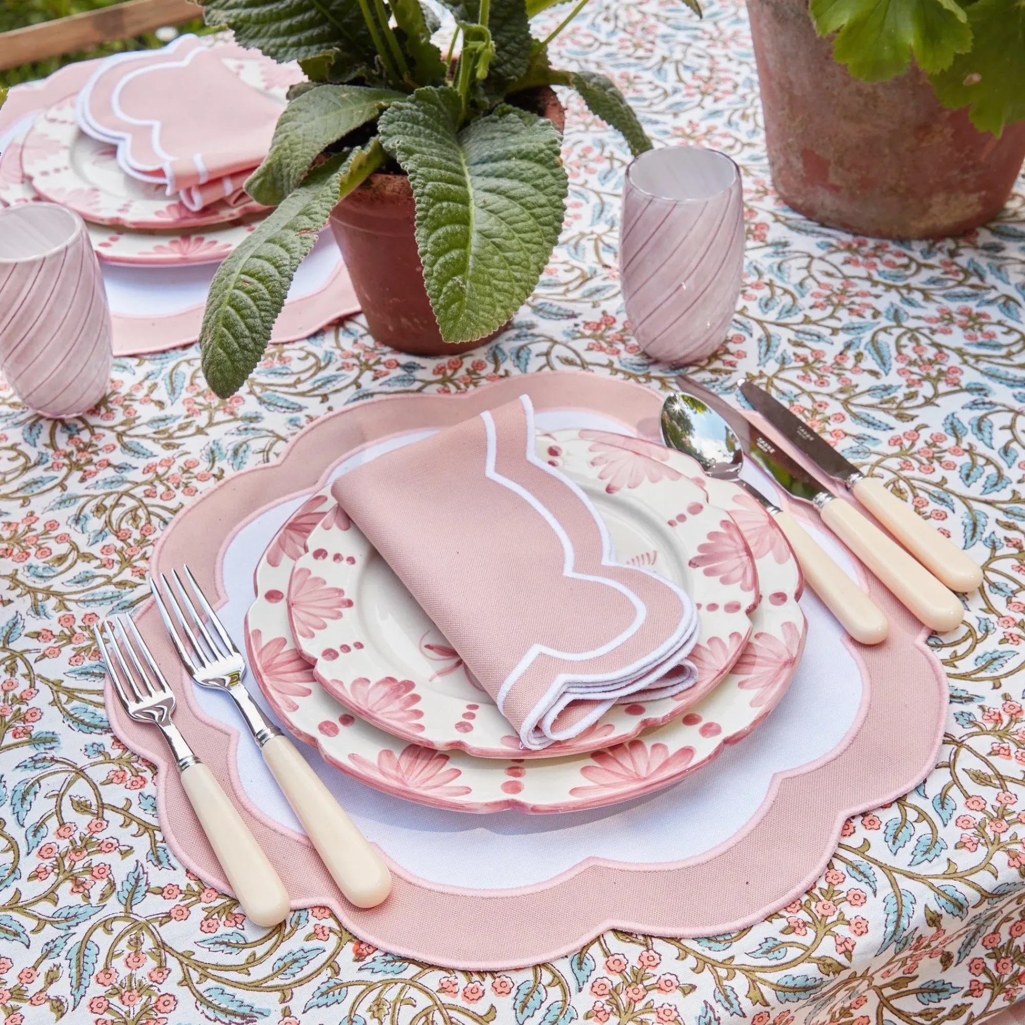 Pink Applique Napkins (Set Of 4)|Mrs. Alice Discount