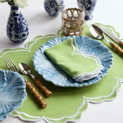 Serena Apple Green Scalloped Placemats (Set Of 4)|Mrs. Alice Clearance