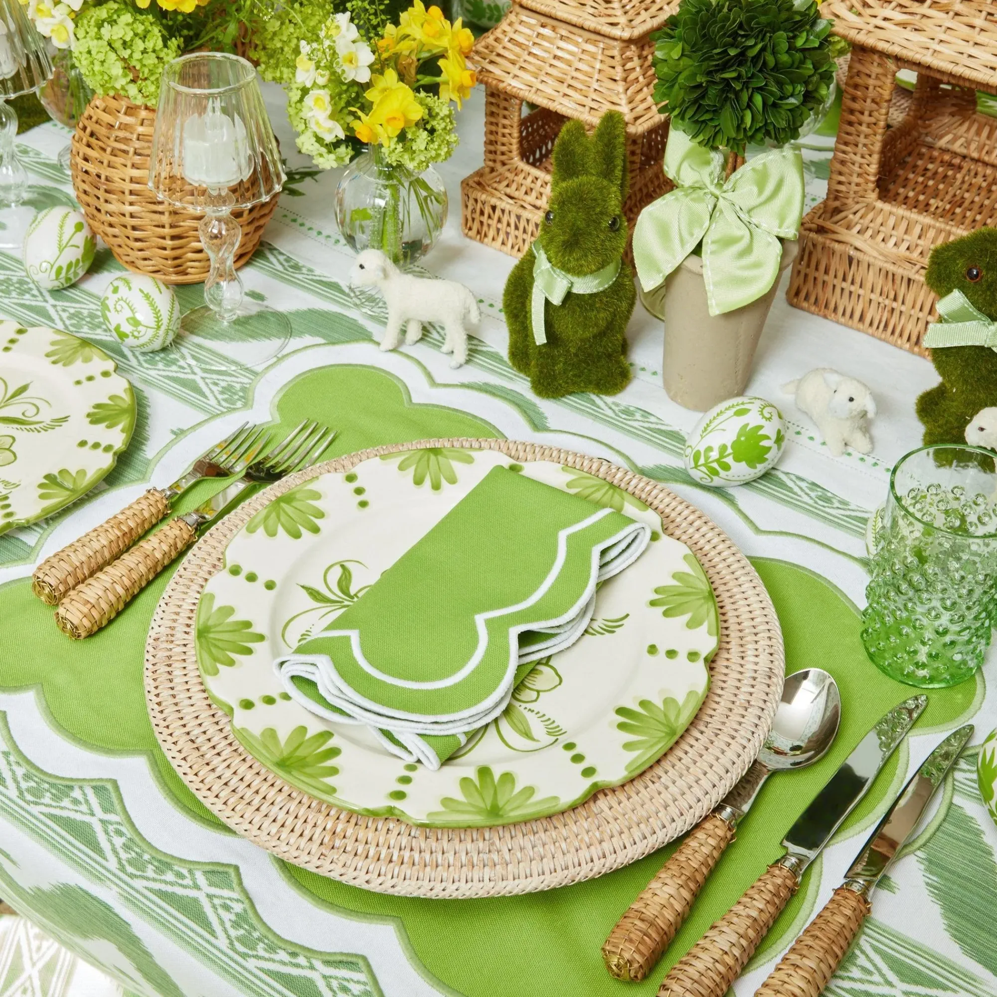 Serena Applique Green Placemats & Napkins (Set Of 4)|Mrs. Alice Best